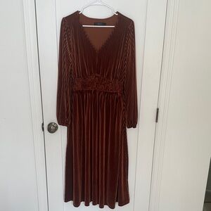 Elegant Long Sleeve Brown Dress